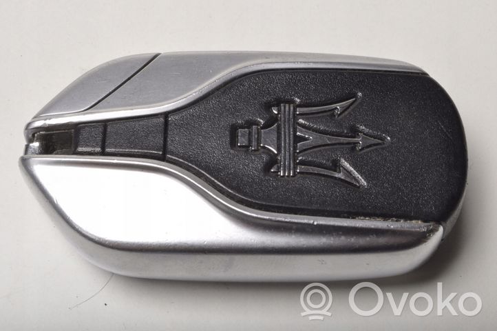 Maserati Levante Zündschlüssel / Schlüsselkarte 