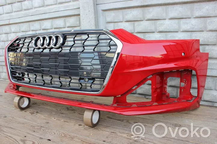 Audi A5 Zderzak przedni 8W6807437P