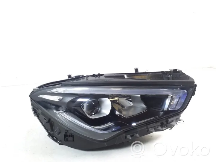 Mercedes-Benz CLA C118 X118 Faro/fanale A1189068400