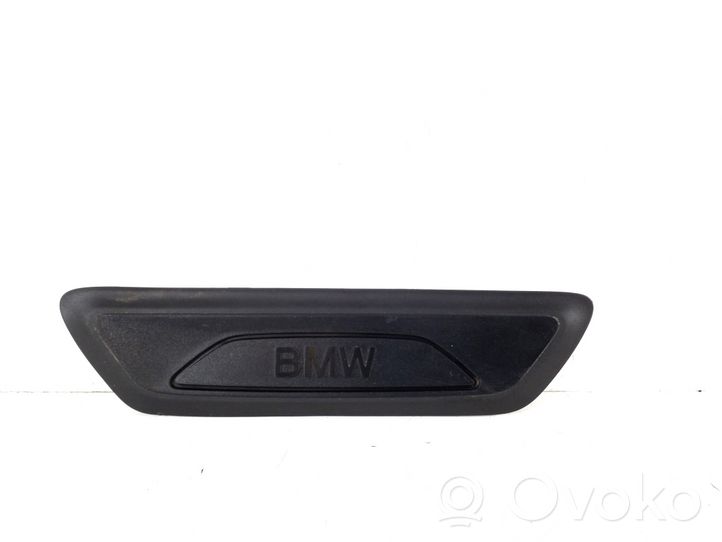 BMW X1 F48 F49 Moldura protectora del borde trasero 51477349674