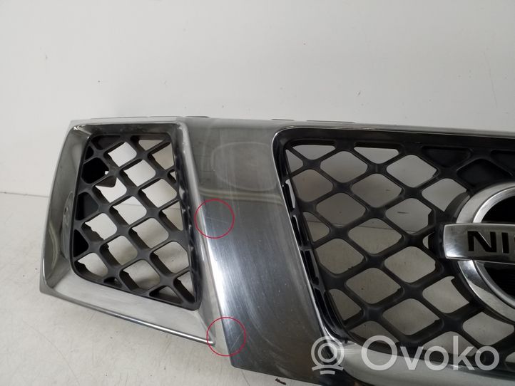 Nissan Navara Grille de calandre avant 62310EB400