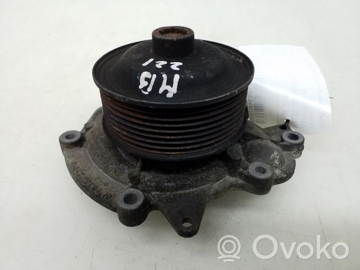 Mercedes-Benz S W221 Pompe de circulation d'eau A6422010410