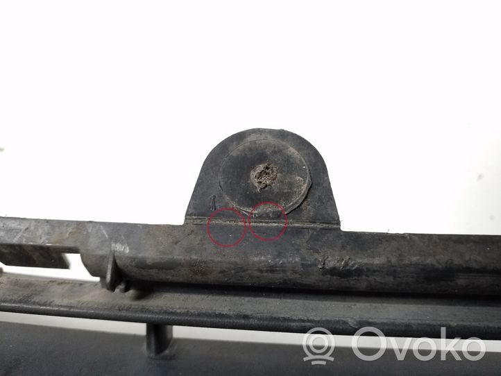 Citroen Berlingo Kratka dolna zderzaka przedniego 9682581877