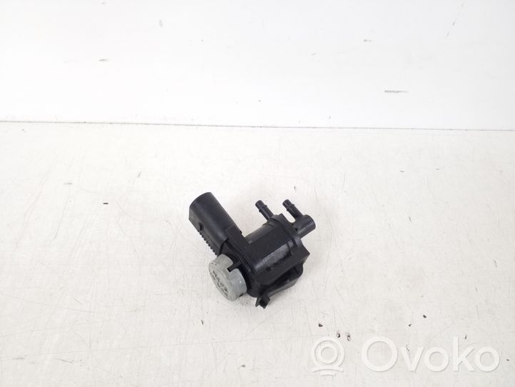 Volkswagen PASSAT CC Turboahtimen magneettiventtiili 1K0906283A