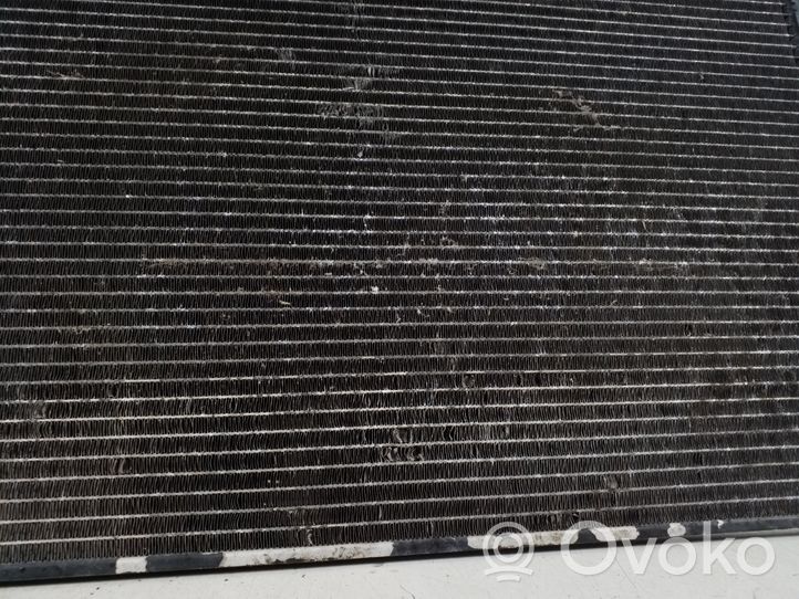 Volkswagen Multivan T5 Radiateur condenseur de climatisation 7E0820411C