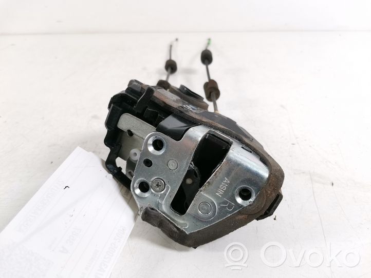 Toyota RAV 4 (XA30) Serrure de porte arrière 69050-42020