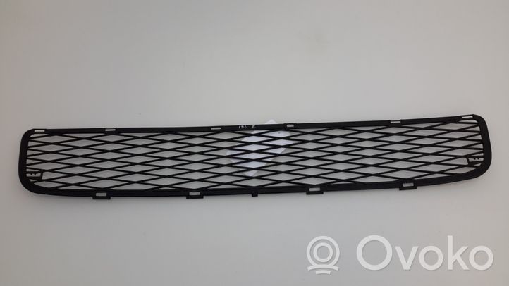 Toyota Yaris Grille inférieure de pare-chocs avant 531120D050