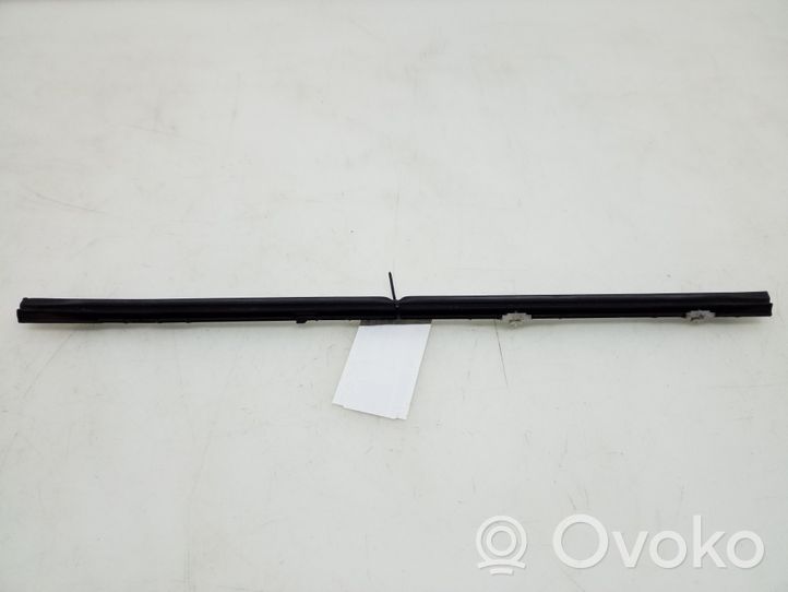 Mercedes-Benz C W204 Altro elemento di rivestimento della portiera posteriore A2046903962