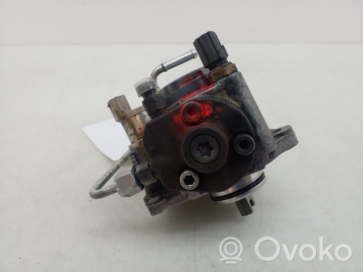 Toyota Auris 150 Pompe d'injection de carburant à haute pression 221000R010