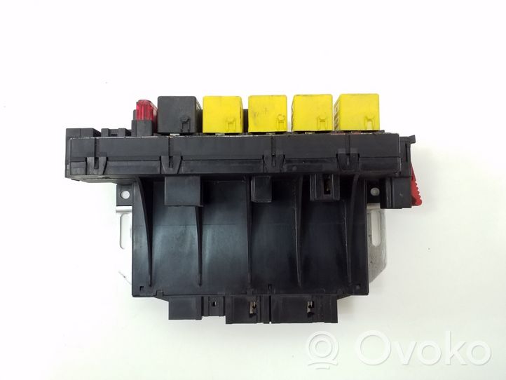 Mercedes-Benz S W220 Module de fusibles A0295450432