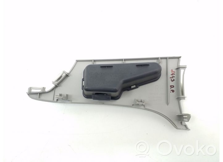 Toyota Prius (XW30) (A) Revêtement de pilier 6221847040