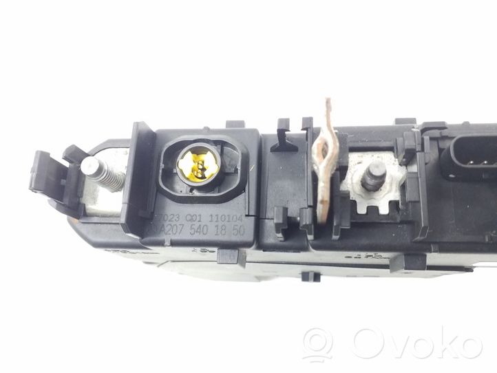 Mercedes-Benz C W204 Modulo fusibile A2075401850