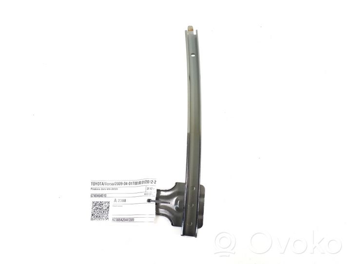 Toyota Verso Muu etuoven verhoiluelementti 6740464010