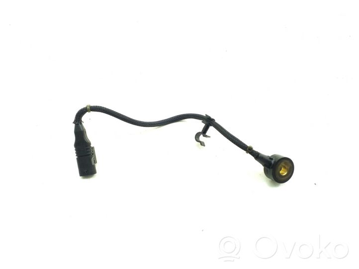 Mercedes-Benz C W204 Sensor de petardeo del motor A0071531228