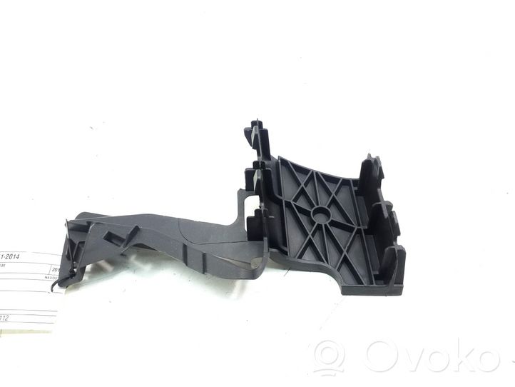 Mercedes-Benz C W204 Traversa di supporto paraurti anteriore A2048850016