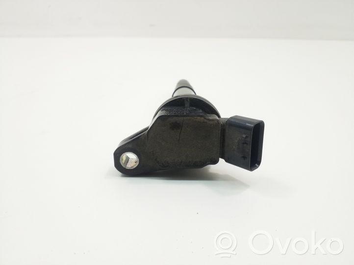 Toyota Auris E180 Bobine d'allumage haute tension 9091902258