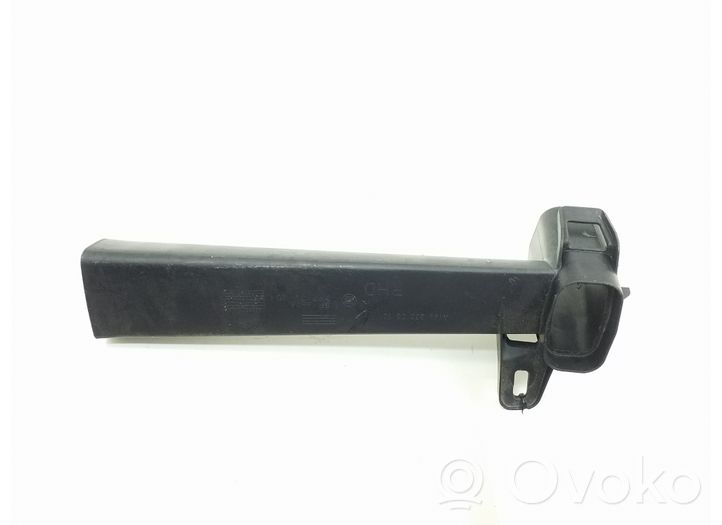 Mercedes-Benz ML W166 Wiper trim A1668320590