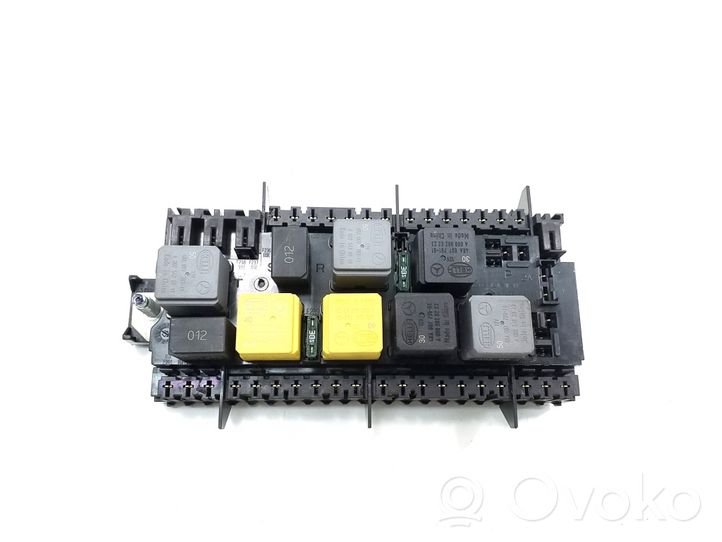 Mercedes-Benz GL X166 Module de fusibles A1669068201