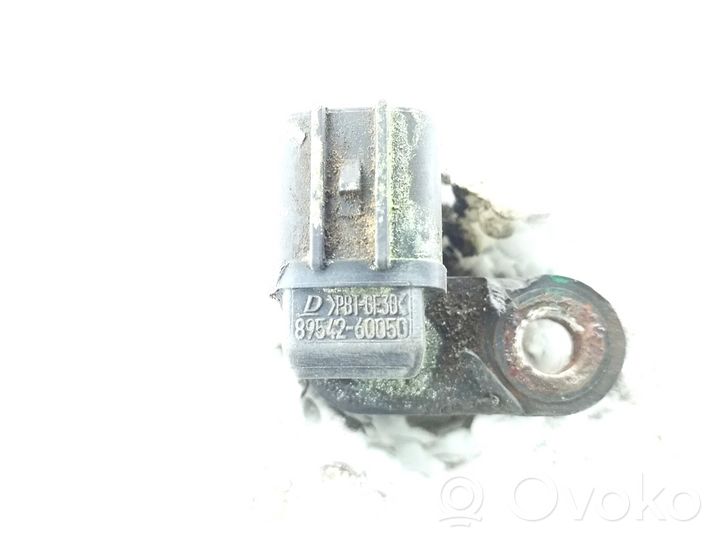 Toyota Land Cruiser (J120) Priekšējais bremžu ABS sensors 8954260050