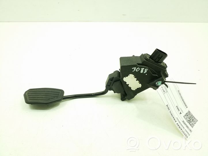 Toyota RAV 4 (XA40) Pedale dell’acceleratore 781100w050