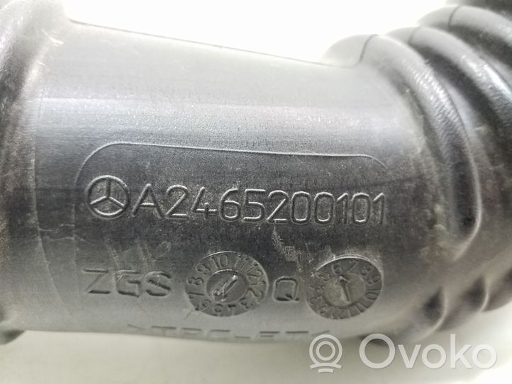 Mercedes-Benz A W176 Wąż / Rura intercoolera A2465200101