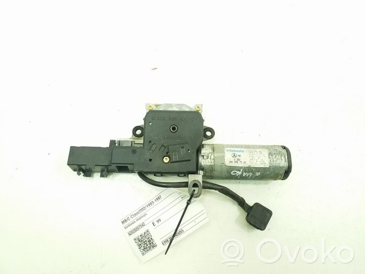 Mercedes-Benz C W202 Motore/attuatore A2028207542