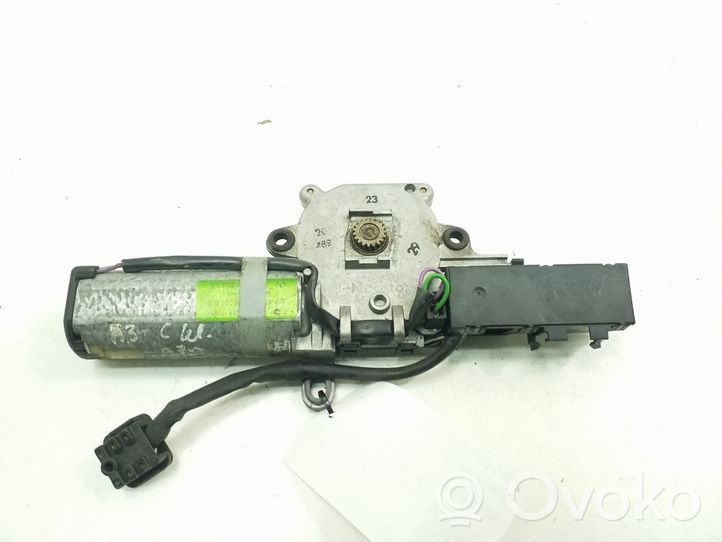 Mercedes-Benz C W202 Motor / Aktuator A2028207542