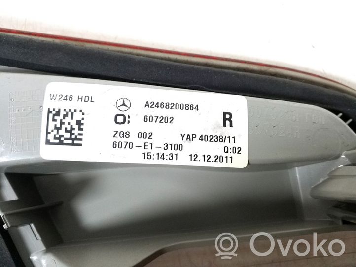 Mercedes-Benz B W246 W242 Takaluukun takavalot A2468200864