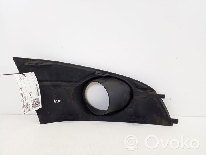 Chevrolet Captiva Pretmiglas luktura dekoratīvais režģis 96945179