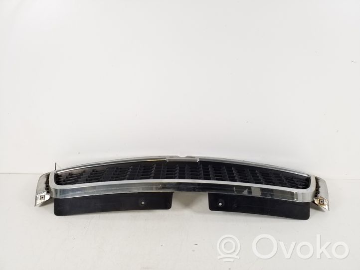 Chevrolet Captiva Grille de calandre avant 96945172