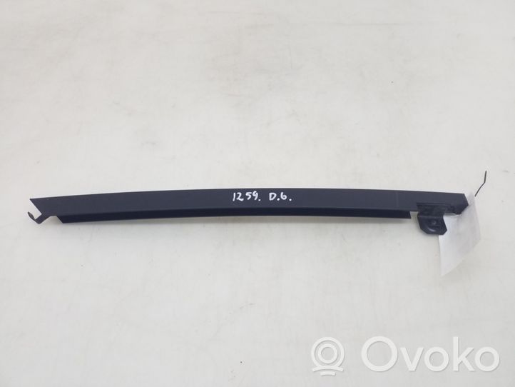 Mercedes-Benz ML W164 Rail de pare-brise de porte arrière A1647300219