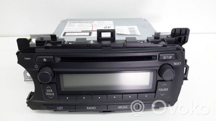 Toyota Yaris Panel / Radioodtwarzacz CD/DVD/GPS 861200D640