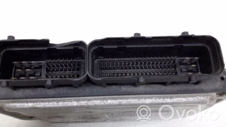 Toyota Yaris Dzinēja vadības bloks 896610D270