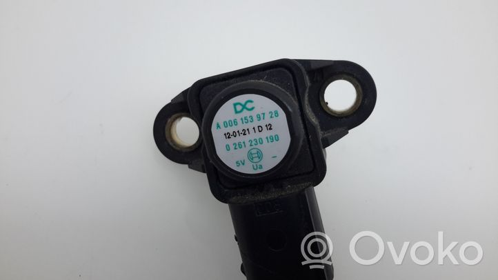 Mercedes-Benz E C207 W207 Sensor de la presión del aire A0061539728