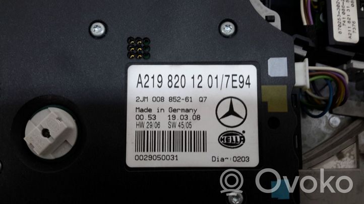 Mercedes-Benz CLS C219 Illuminazione sedili anteriori A2198201201