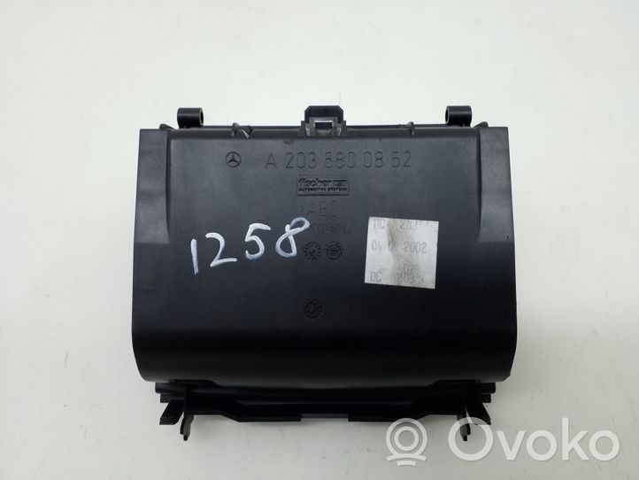 Mercedes-Benz CLC CL203 Posacenere (anteriore) A2036800852