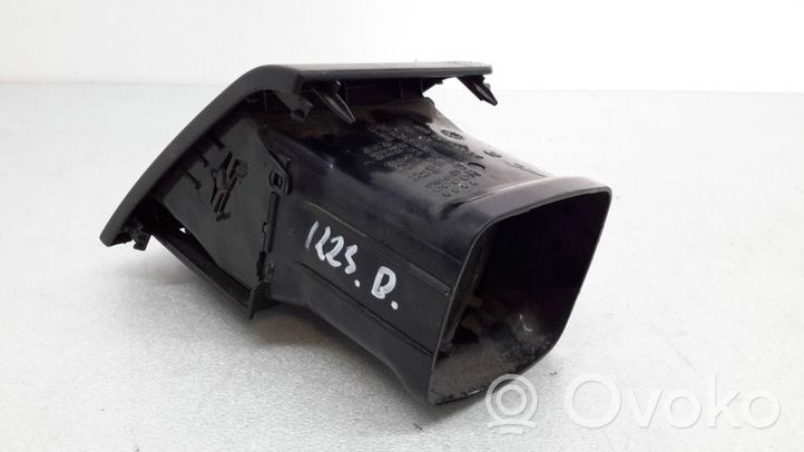 Mercedes-Benz Vito Viano W638 Copertura griglia di ventilazione laterale cruscotto A6388310660