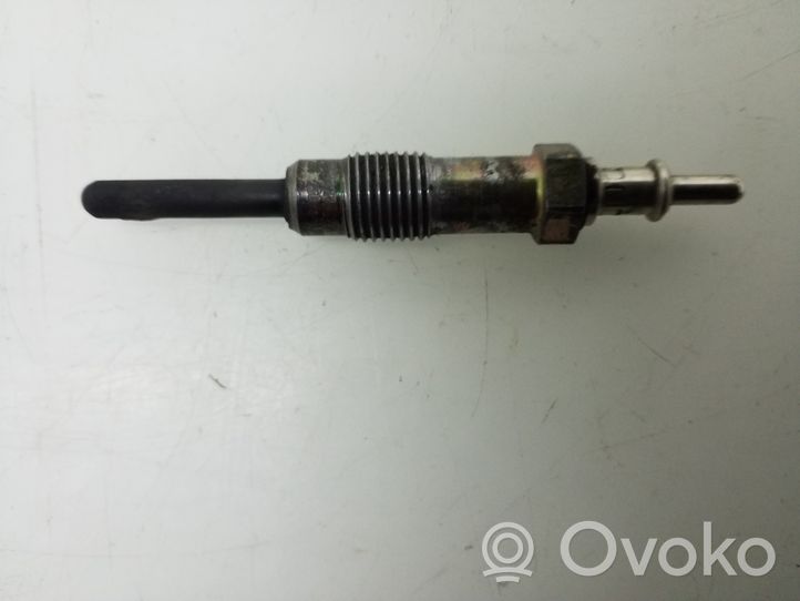 Mercedes-Benz Sprinter W901 W902 W903 W904 Glow plug 