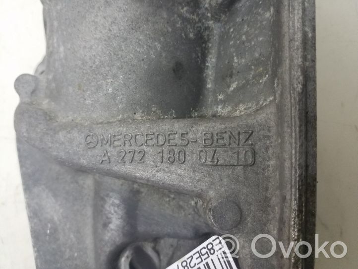 Mercedes-Benz CLS C219 Mocowanie / uchwyt filtra oleju A2721800410