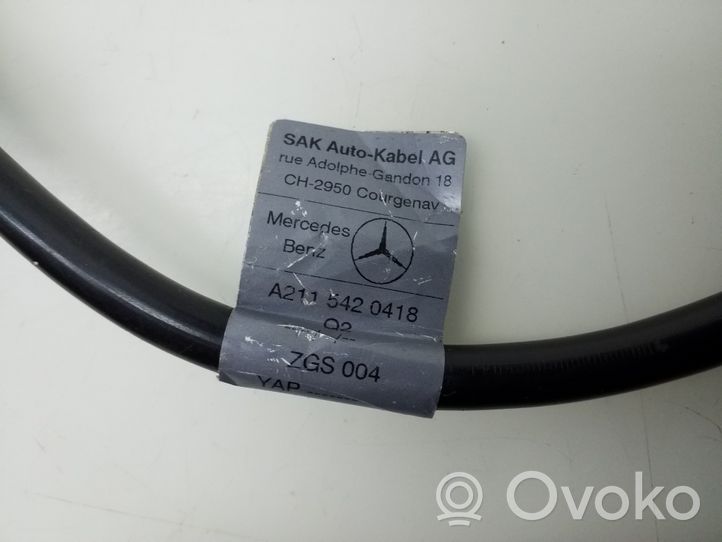 Mercedes-Benz CLS C219 Câble négatif masse batterie A2115420418
