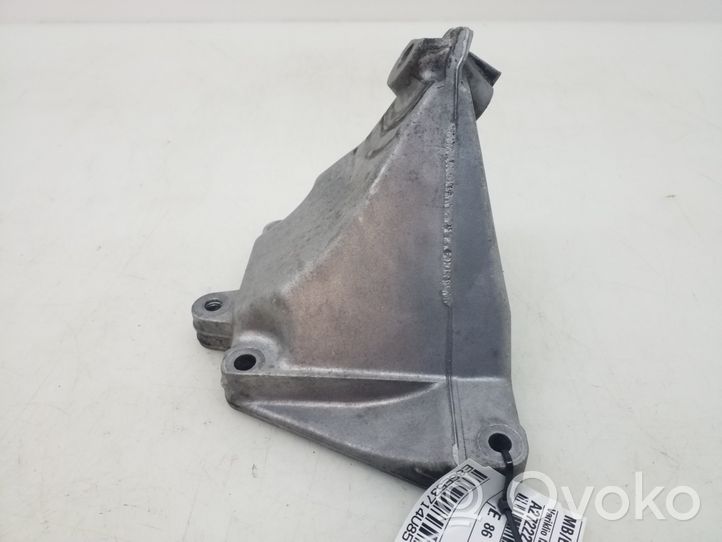 Mercedes-Benz E W211 Support, suspension du moteur A2722231604