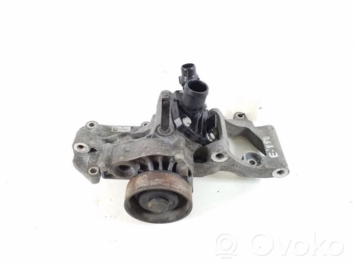 BMW 2 F46 Pompe de circulation d'eau 8577668