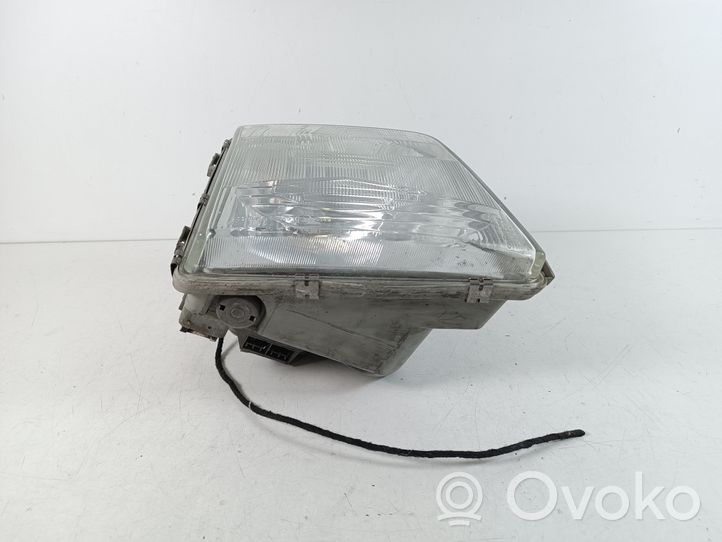 Volkswagen II LT Lampa przednia 2D1941016