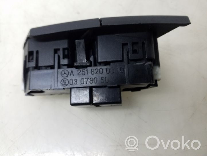 Mercedes-Benz ML W164 Interruttore a pulsante della chiusura centralizzata A2518200910