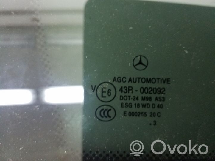 Mercedes-Benz GLK (X204) Szyba karoseryjna tylna A2046702954