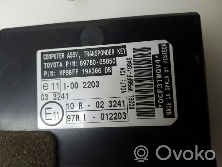 Toyota Avensis T270 Kit centralina motore ECU e serratura 