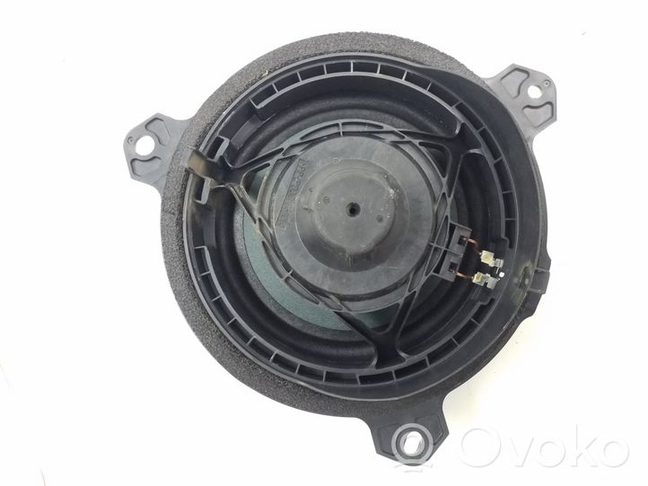 Toyota RAV 4 (XA40) Altoparlante portiera anteriore 8616052331