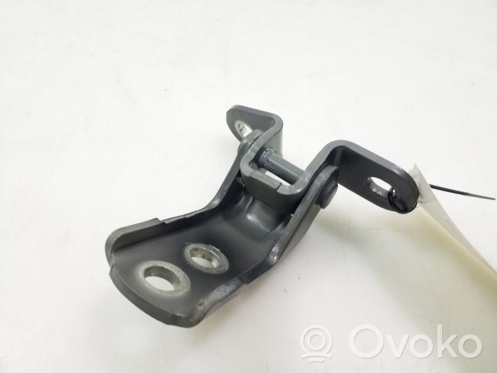 Toyota RAV 4 (XA40) Cerniera superiore della portiera anteriore 6872012151