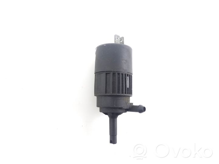 Mercedes-Benz Vito Viano W638 Pompe de lave-glace de pare-brise A6388600126