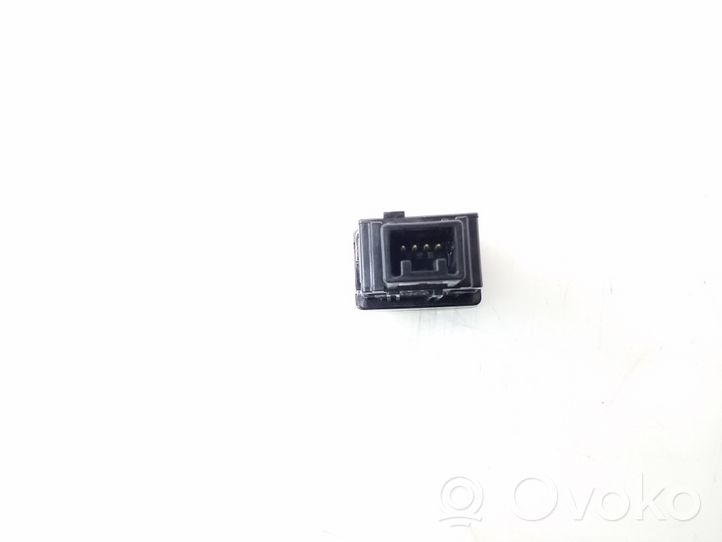 Toyota RAV 4 (XA30) Interruptor de luz 8415252080